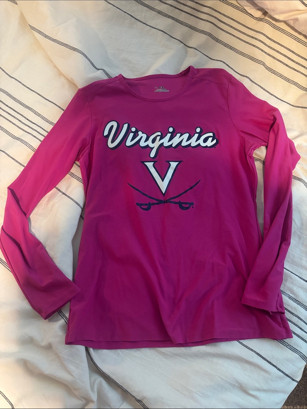 Under Armour:  University of Virginia HeatGear Performance Tee (M) 💙🧡
